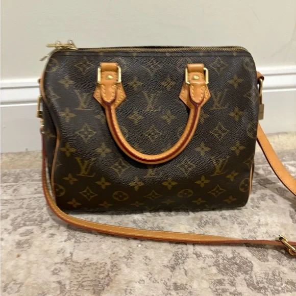 Louis Vuitton Brown Monogram speedy Bag with Vachetta Leather - Picture 2 of 8